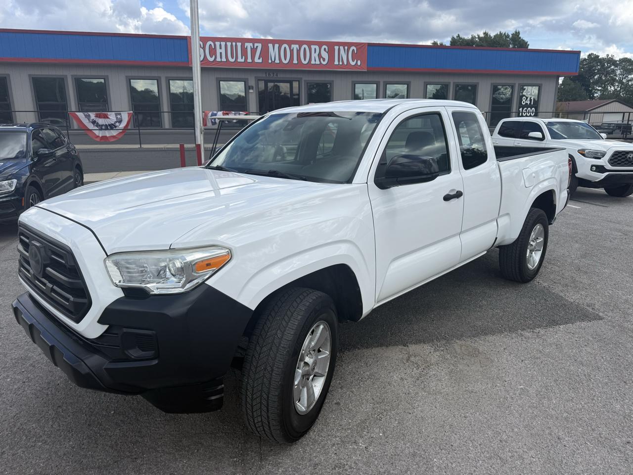 Toyota Tacoma SR5 Access Cab I4 6AT 2WD 2018