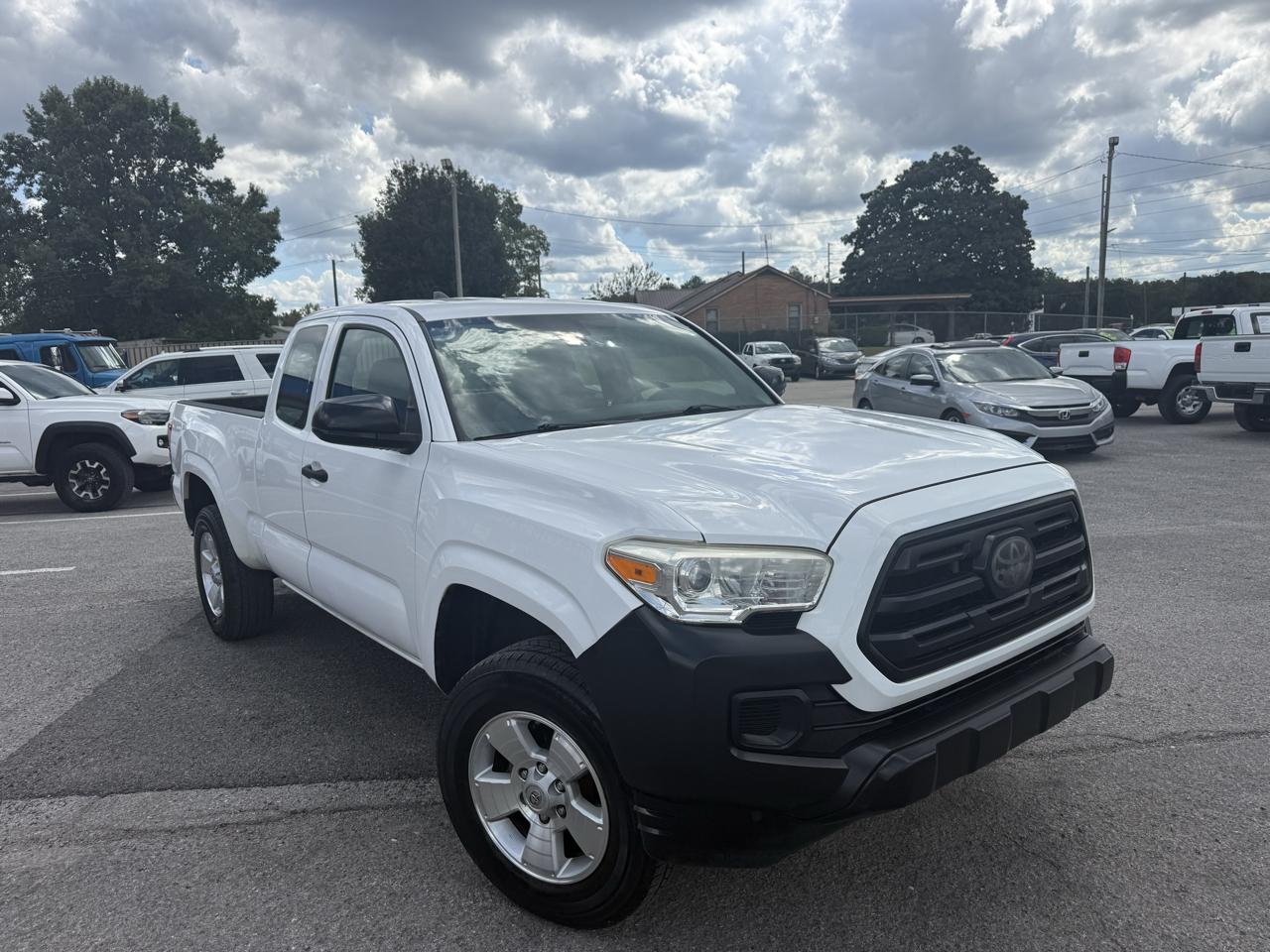Toyota Tacoma SR5 Access Cab I4 6AT 2WD 2018