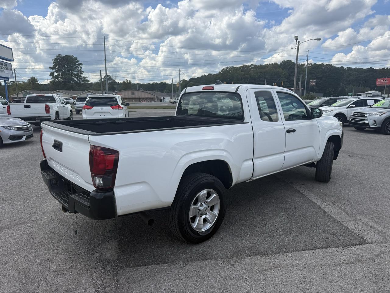 Toyota Tacoma SR5 Access Cab I4 6AT 2WD 2018