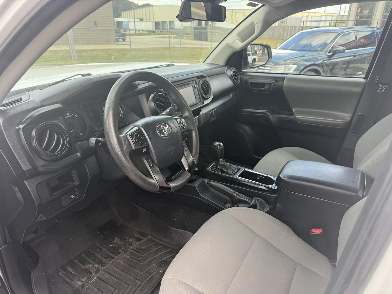 Toyota Tacoma SR5 Access Cab I4 6AT 2WD 2018