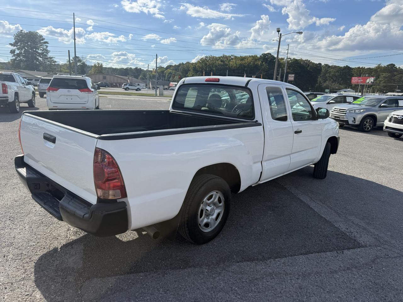 Toyota Tacoma Access Cab I4 4AT 2WD 2015