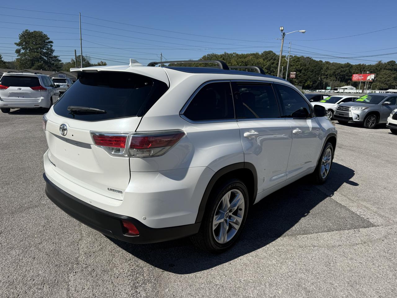 Toyota Highlander Limited FWD V6 2016