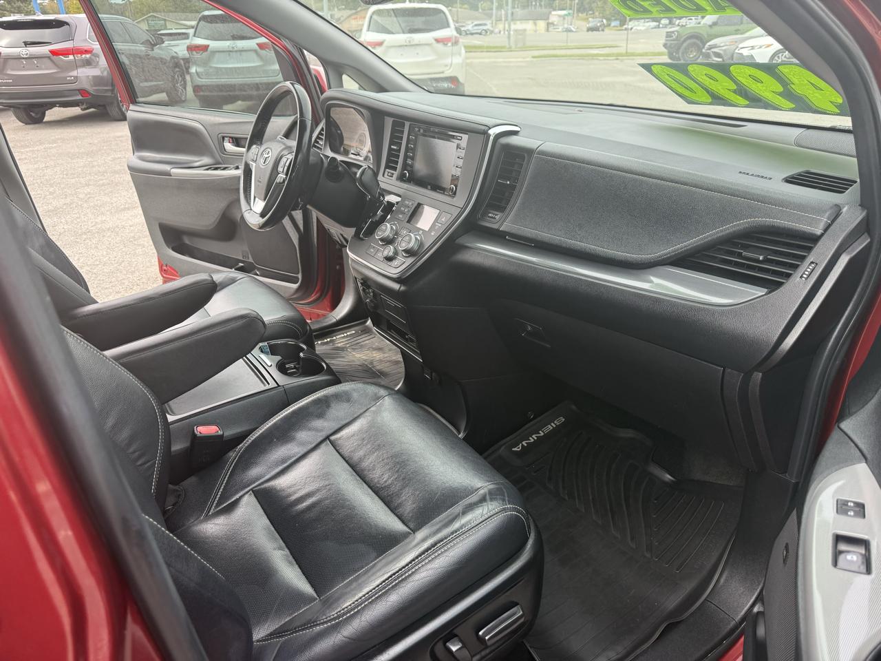 Toyota Sienna SE 8-Passenger 2019