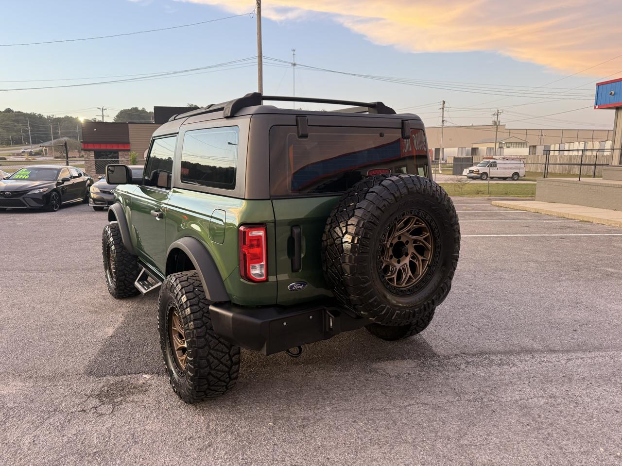 Ford Bronco Base 2-Door 2023