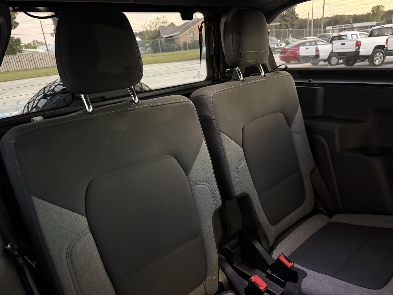 Ford Bronco Base 2-Door 2023