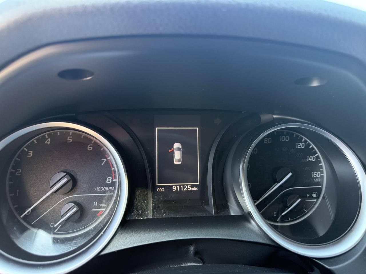 Toyota Camry SE 2019