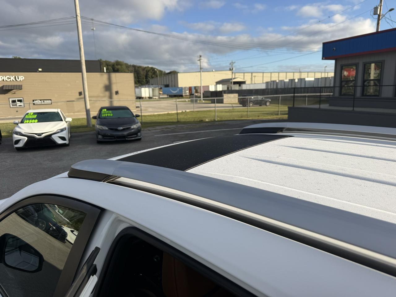Toyota RAV4 SE FWD 2016