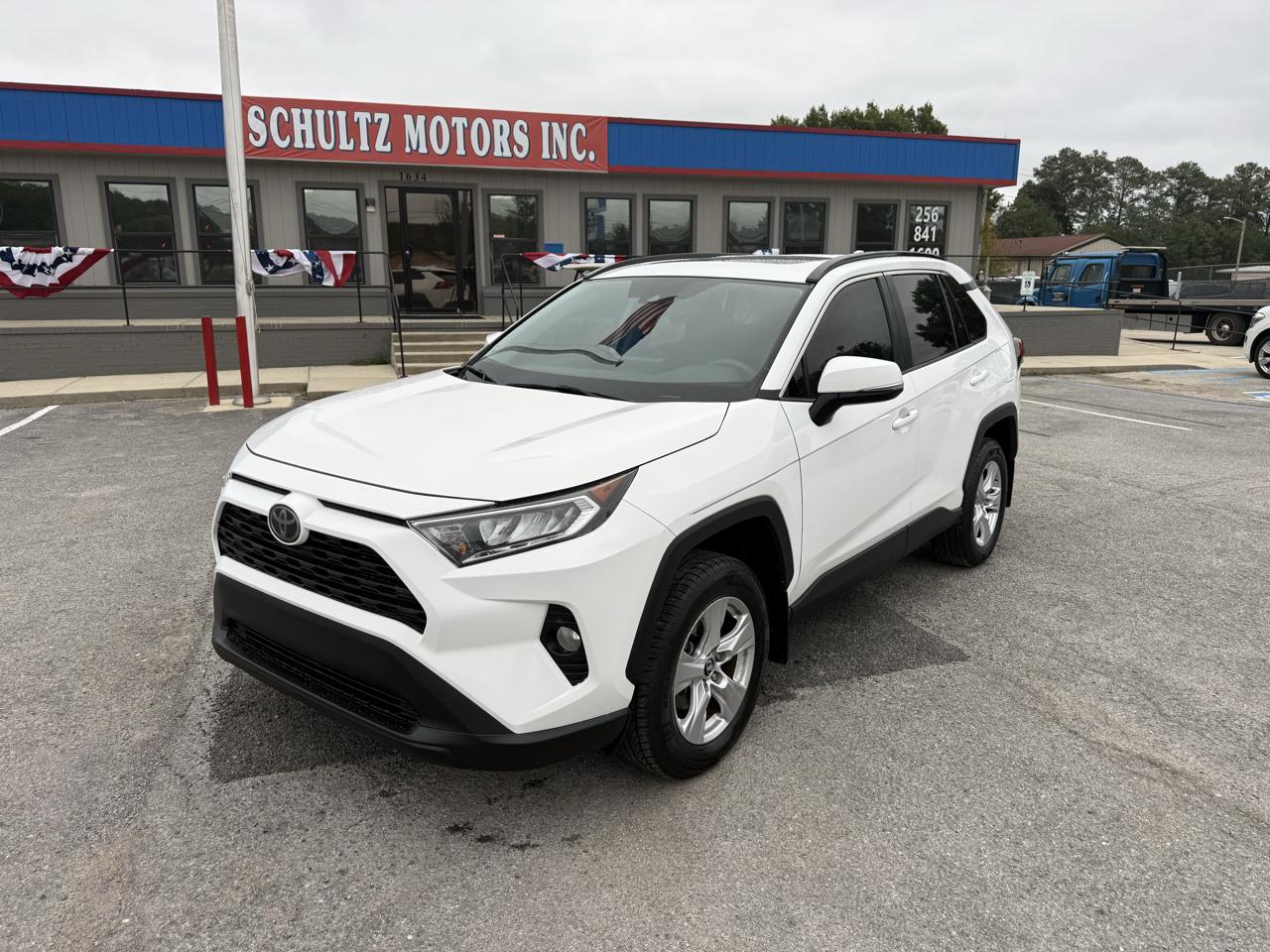 Toyota RAV4 XLE 2019