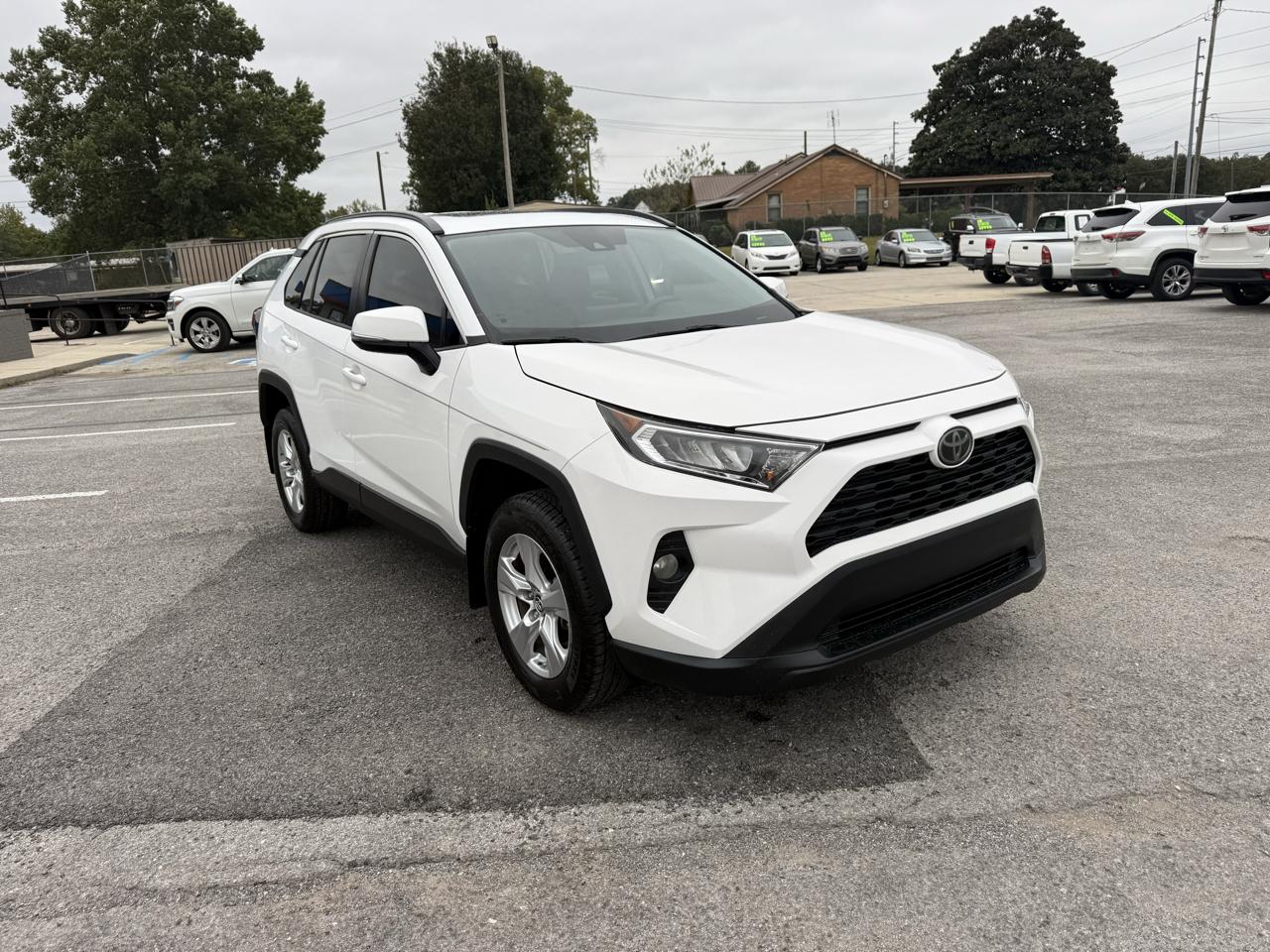 Toyota RAV4 XLE 2019