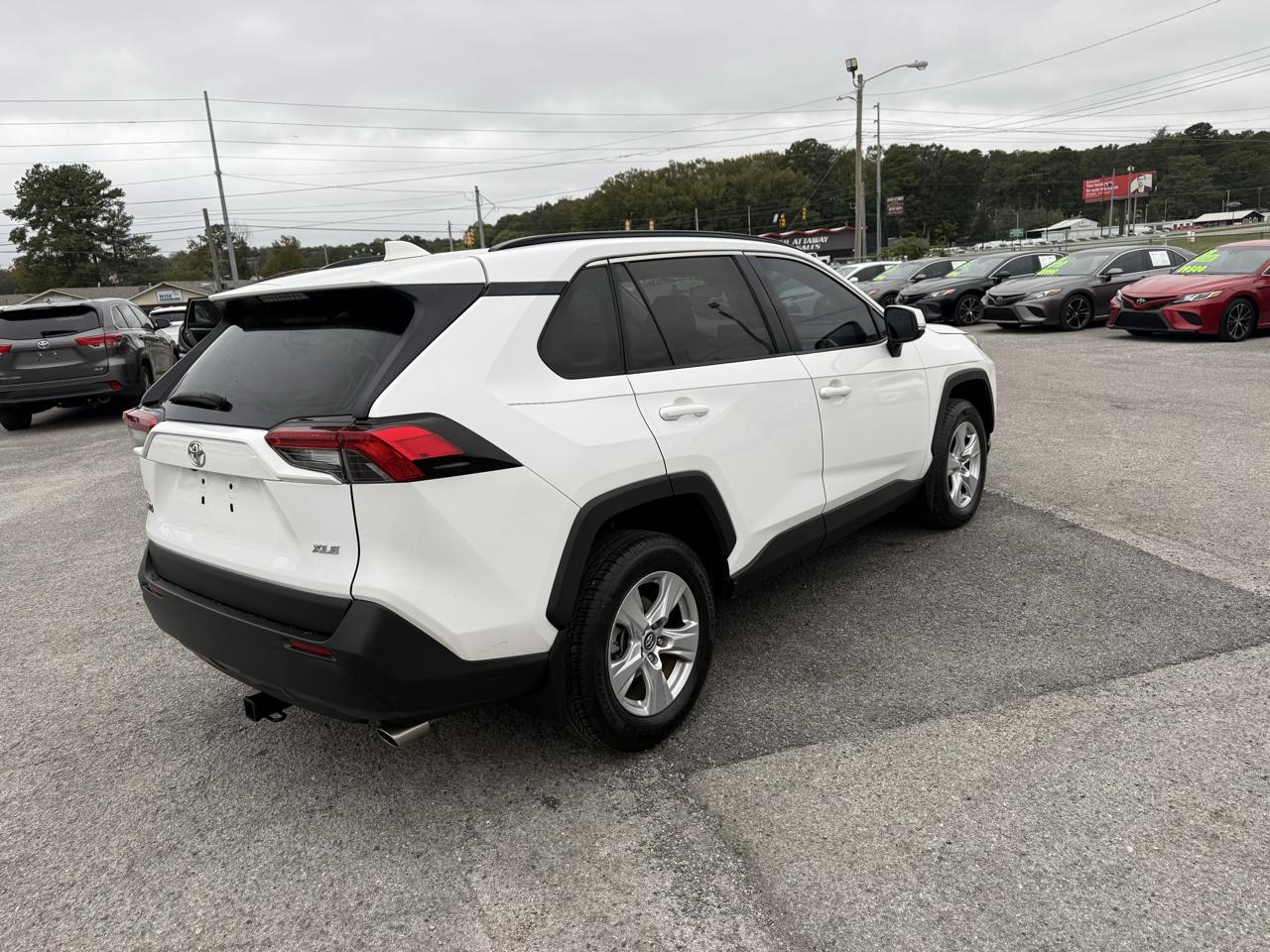 Toyota RAV4 XLE 2019