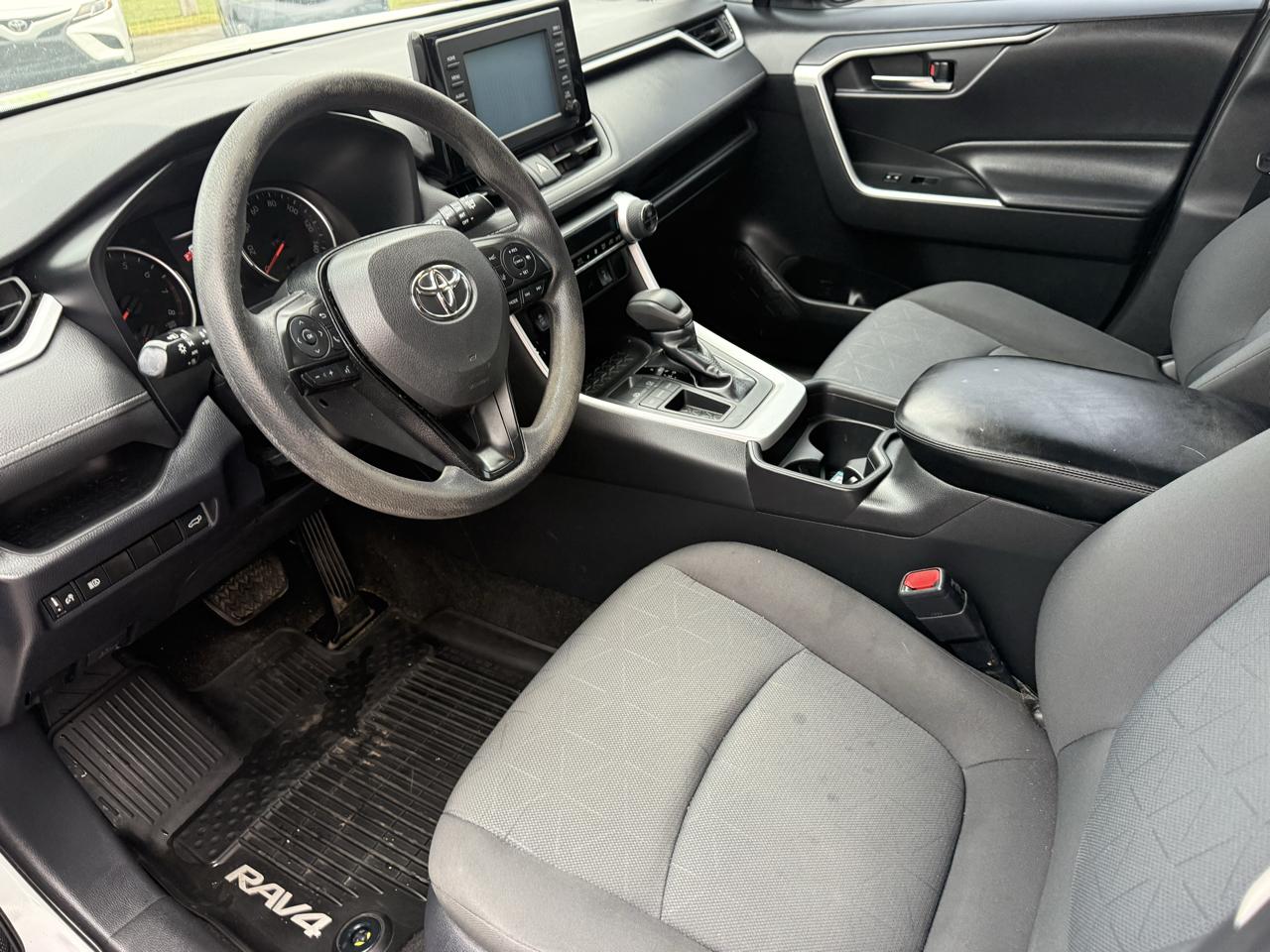 Toyota RAV4 XLE 2019