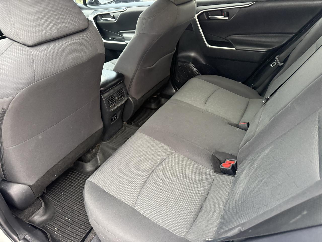Toyota RAV4 XLE 2019