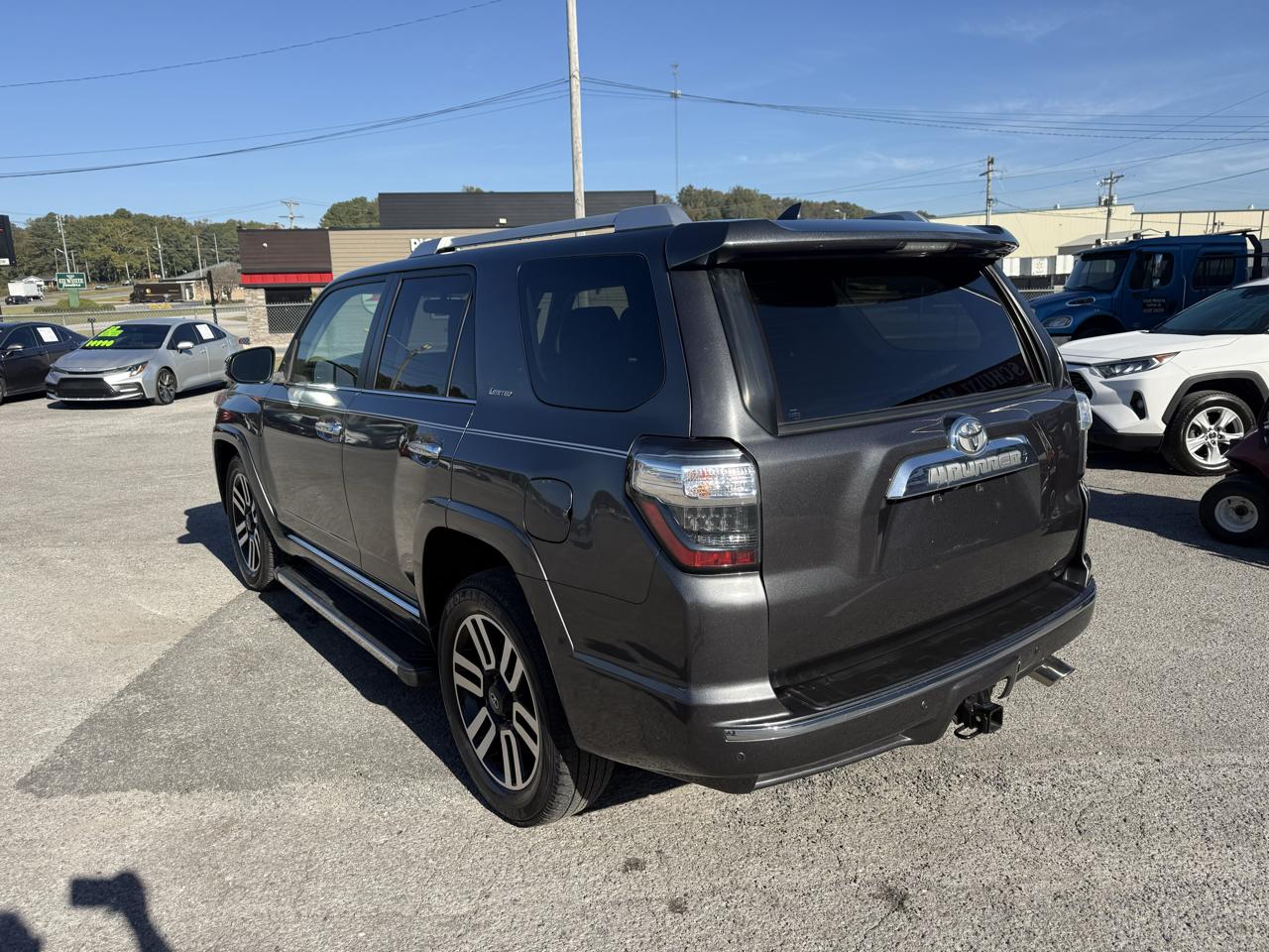 Toyota 4Runner Limited 2WD V6 2015