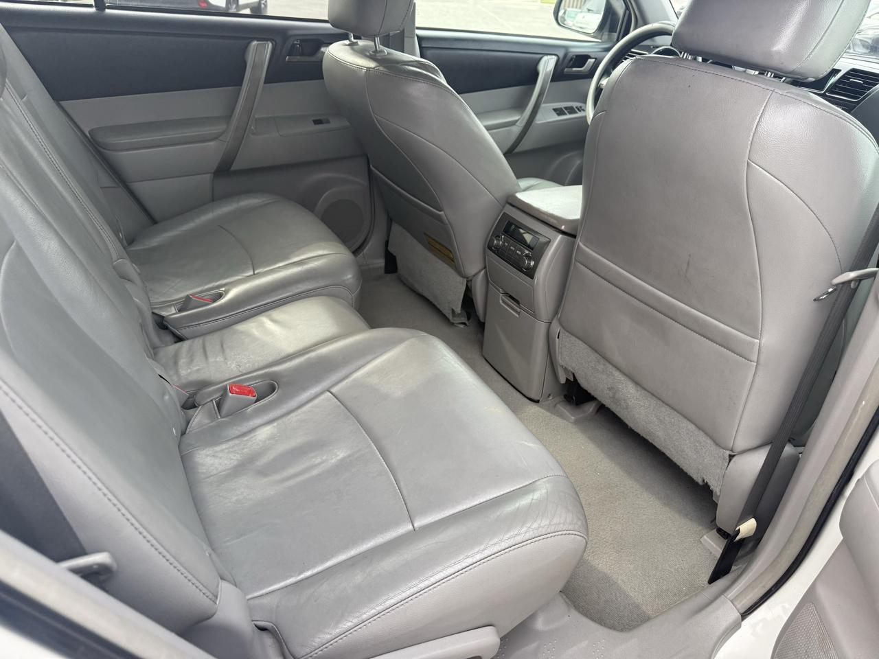 Toyota Highlander Sport 2WD 2010