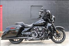 2018 Harley-Davidson FLHXS 