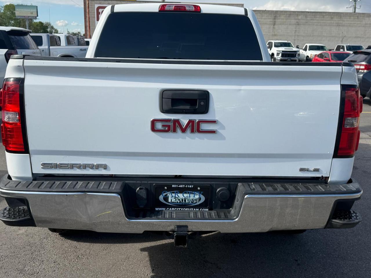 GMC Sierra 1500 SLE Crew Cab Long Box 4WD 2017
