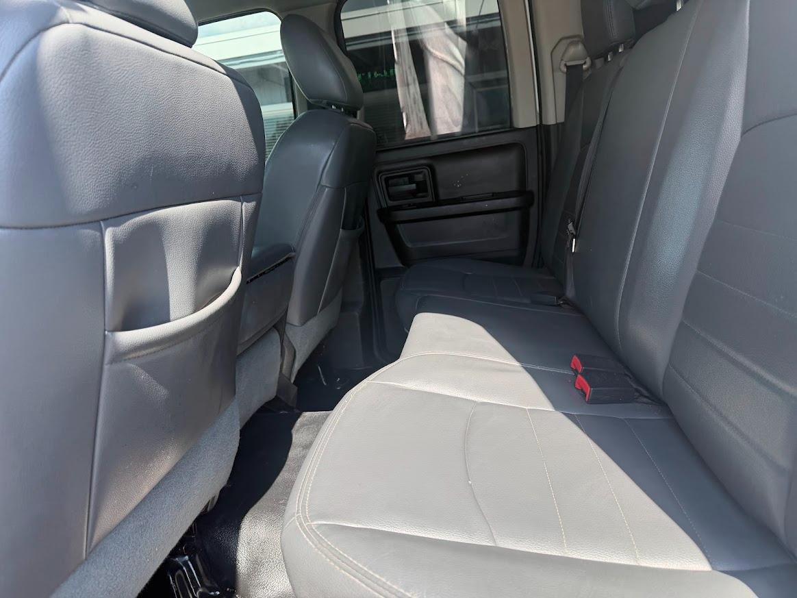 RAM 1500 4WD Quad Cab 140.5" Tradesman 2013