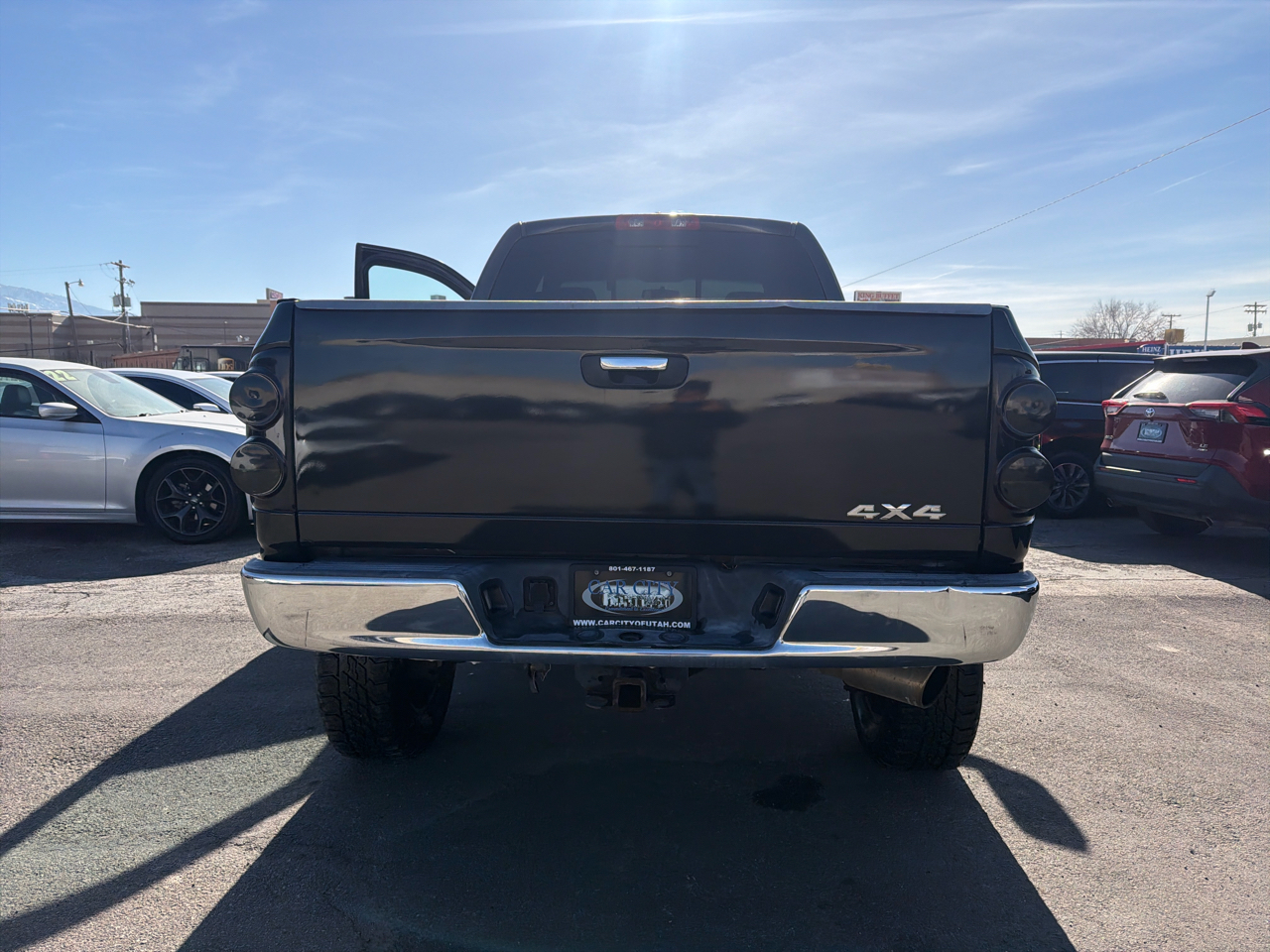 Dodge Ram 2500 4WD Quad Cab 140.5" SLT 2008