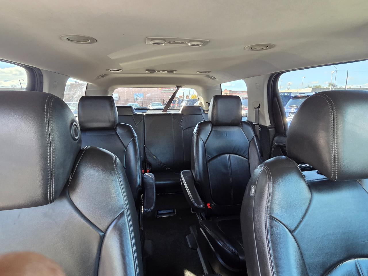 GMC Acadia AWD 4dr SLT w/SLT-1 2016