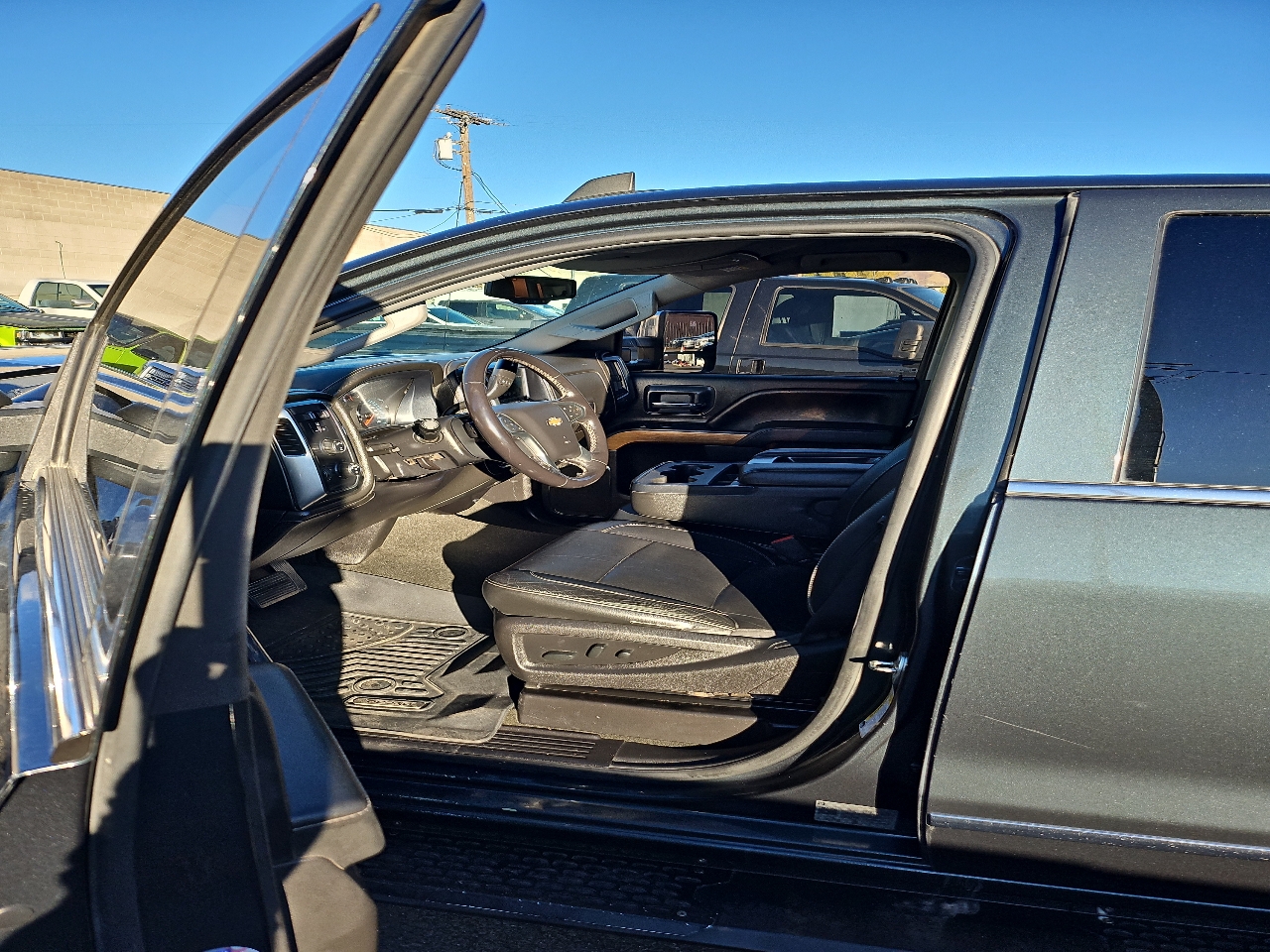 Chevrolet Silverado 2500HD 4WD Crew Cab 153.7" LTZ 2018 Chevrolet Silverado 2500HD 4WD Crew Cab 153.7" LTZ 2018