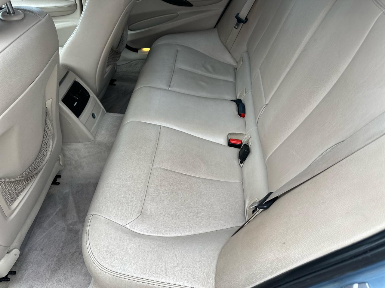 BMW 3 Series 4dr Sdn 328i RWD SULEV 2013