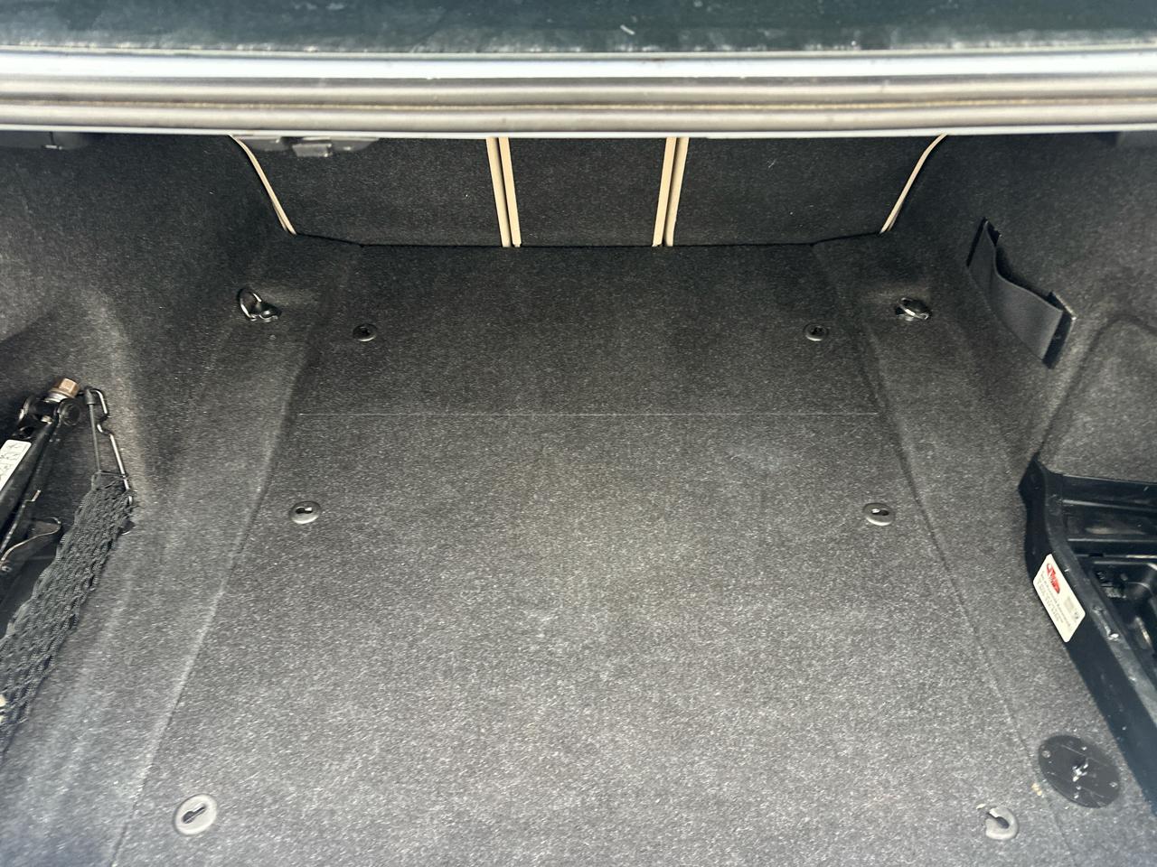 BMW 3 Series 4dr Sdn 328i RWD SULEV 2013