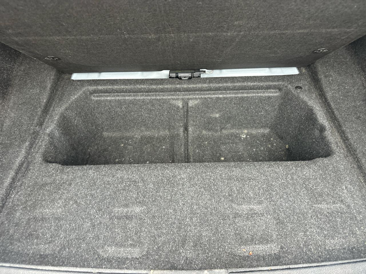 BMW 3 Series 4dr Sdn 328i RWD SULEV 2013