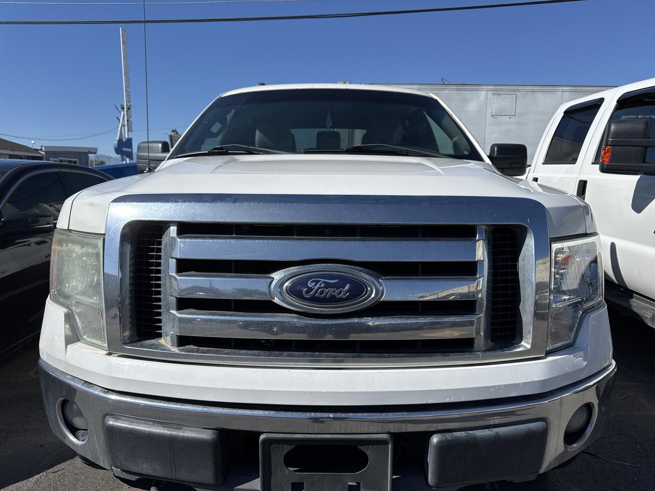 Ford F-150 4WD SuperCrew 145" XLT 2012