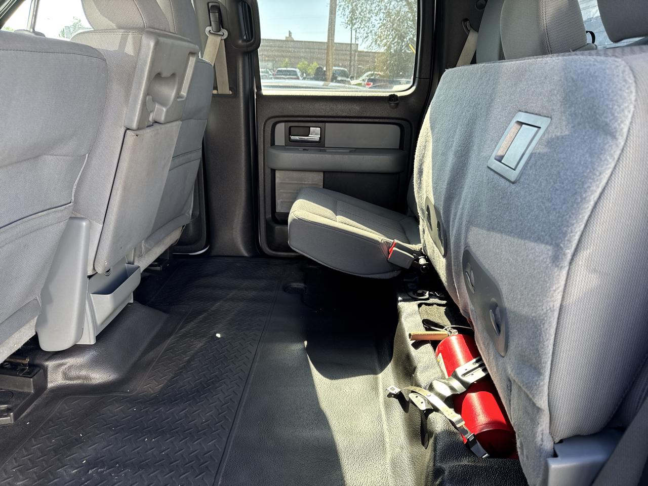 Ford F-150 4WD SuperCrew 145" XLT 2012