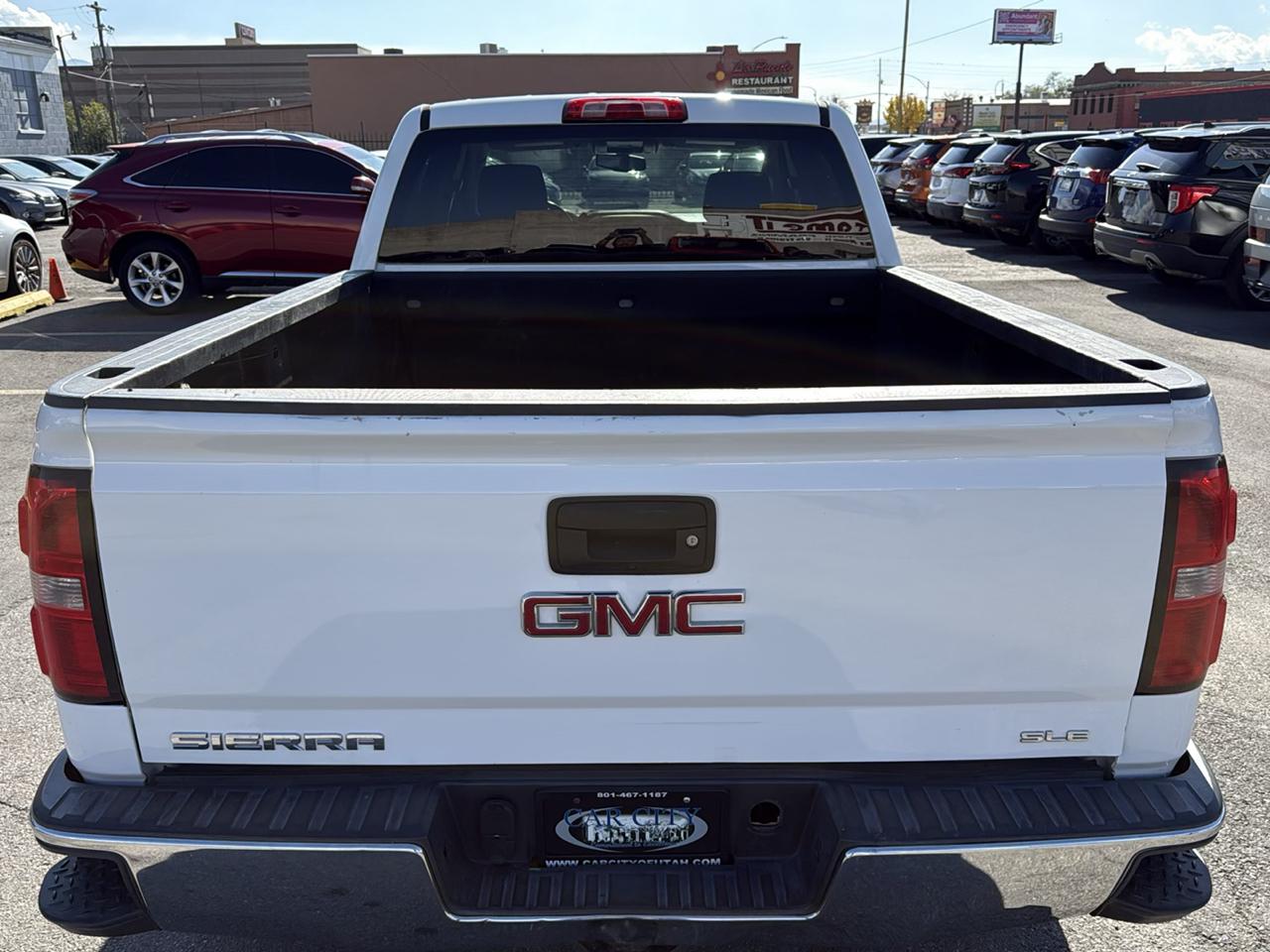 GMC Sierra 1500 4WD Crew Cab 153.0" SLE 2016