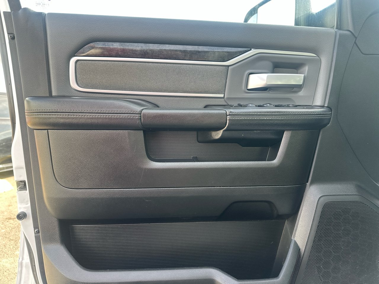 RAM 2500 Big Horn 4x4 Crew Cab 6'4" Box 2019