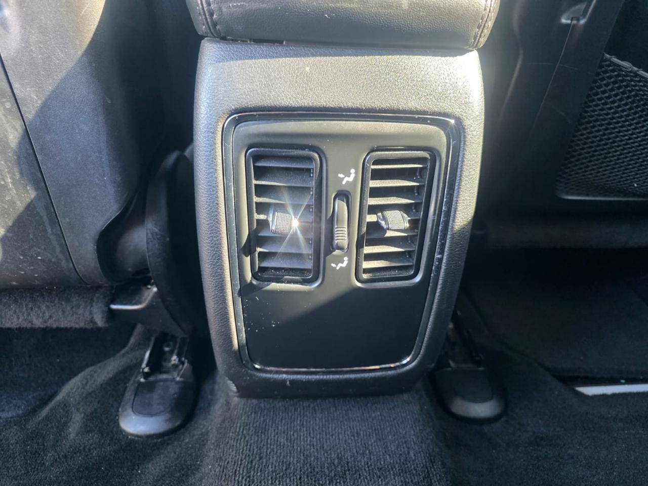 Jeep Grand Cherokee 4WD 4dr Laredo 2014