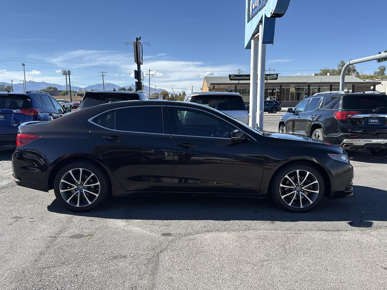 Acura TLX 4dr Sdn SH-AWD V6 Tech 2016