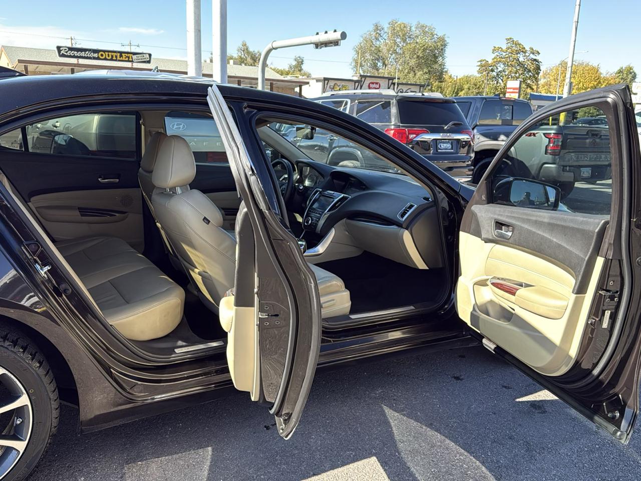 Acura TLX 4dr Sdn SH-AWD V6 Tech 2016