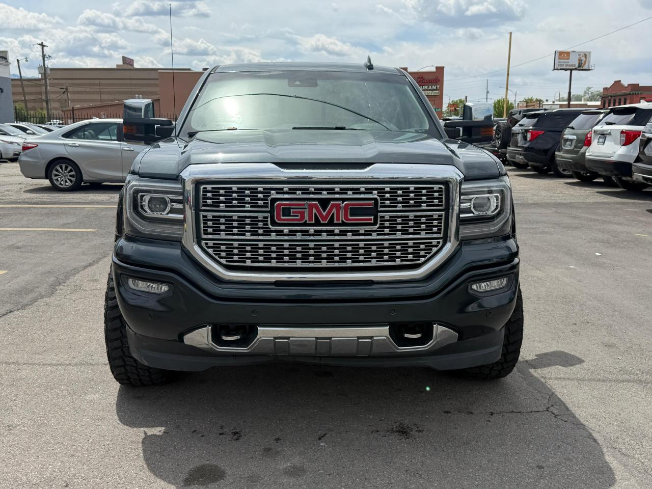 2018 GMC Sierra 1500 4WD Crew Cab 153.0" Denali