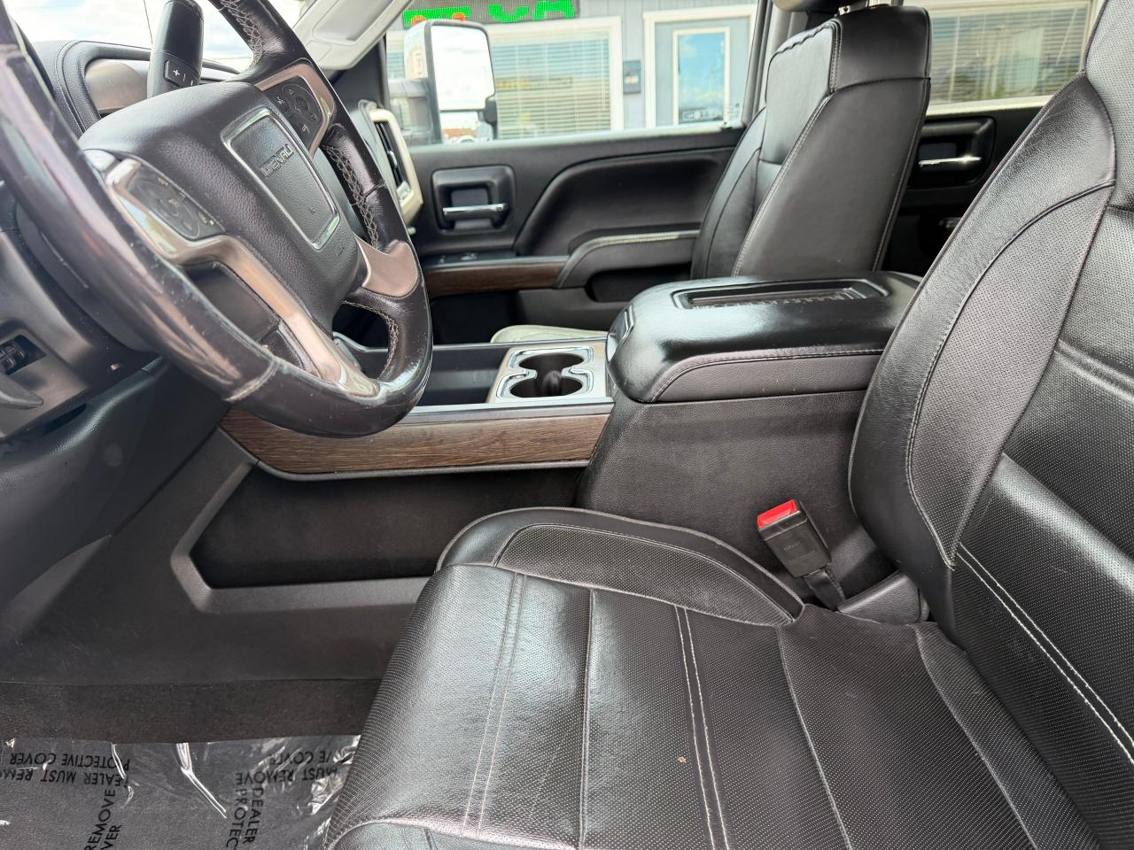 GMC Sierra 1500 4WD Crew Cab 153.0" Denali 2018