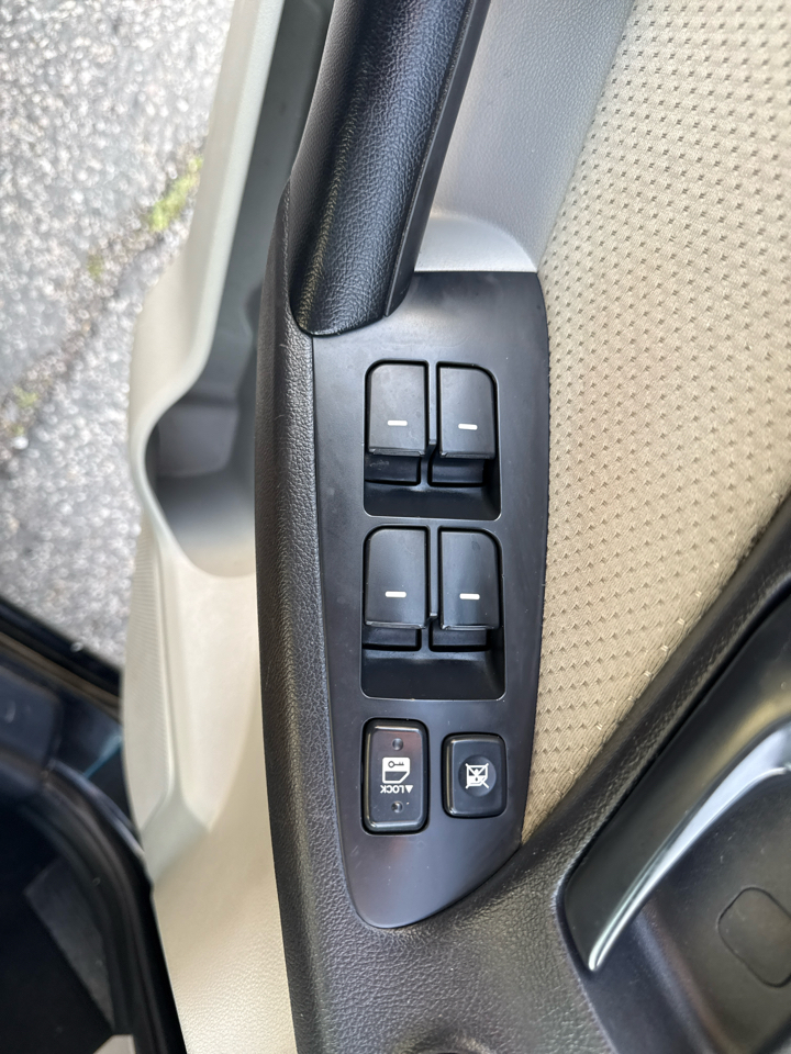 Kia Forte 4dr Sdn Auto EX 2011