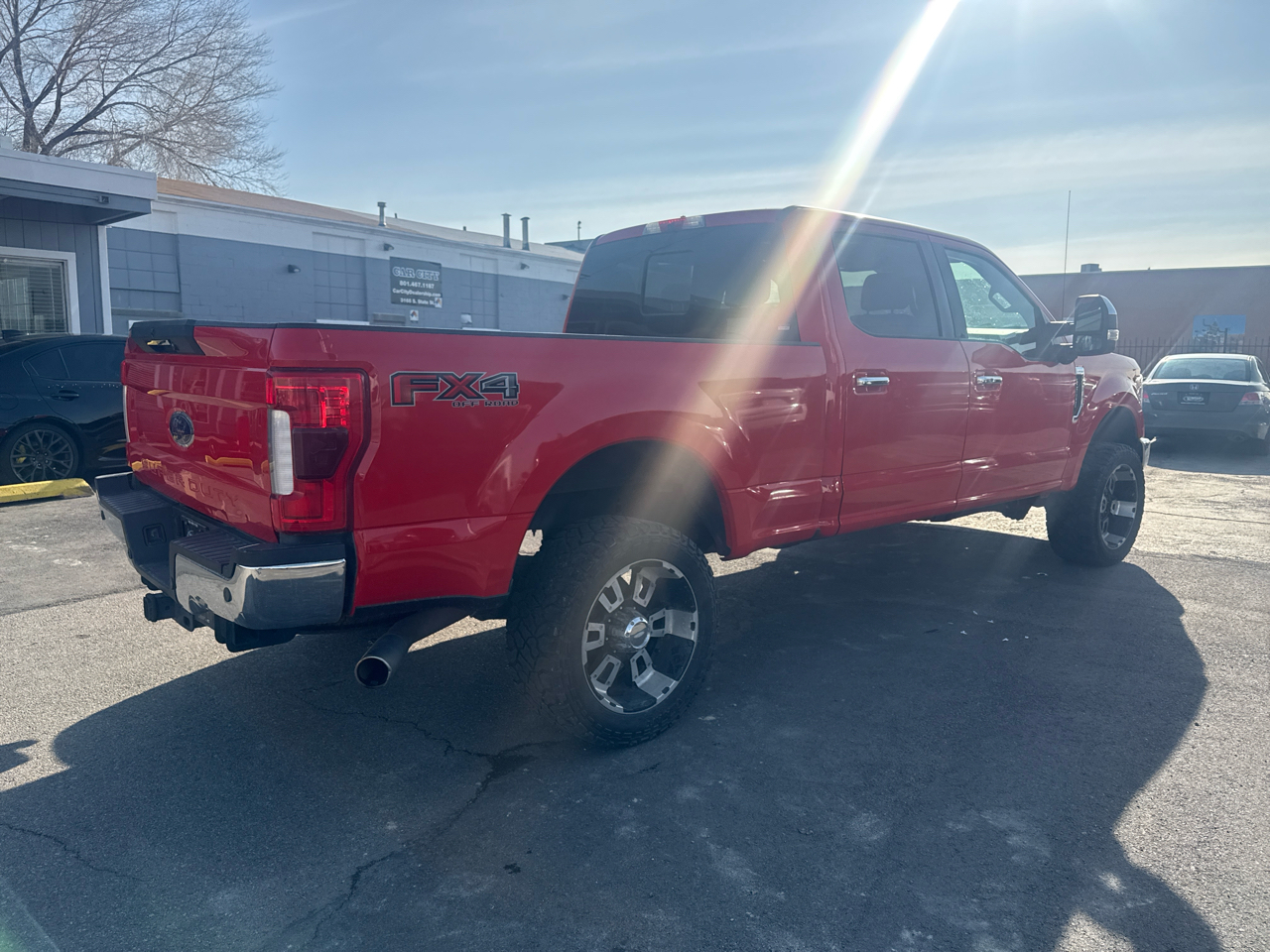 Ford Super Duty F-250 SRW Lariat 4WD Crew Cab 6.75' Box 2019