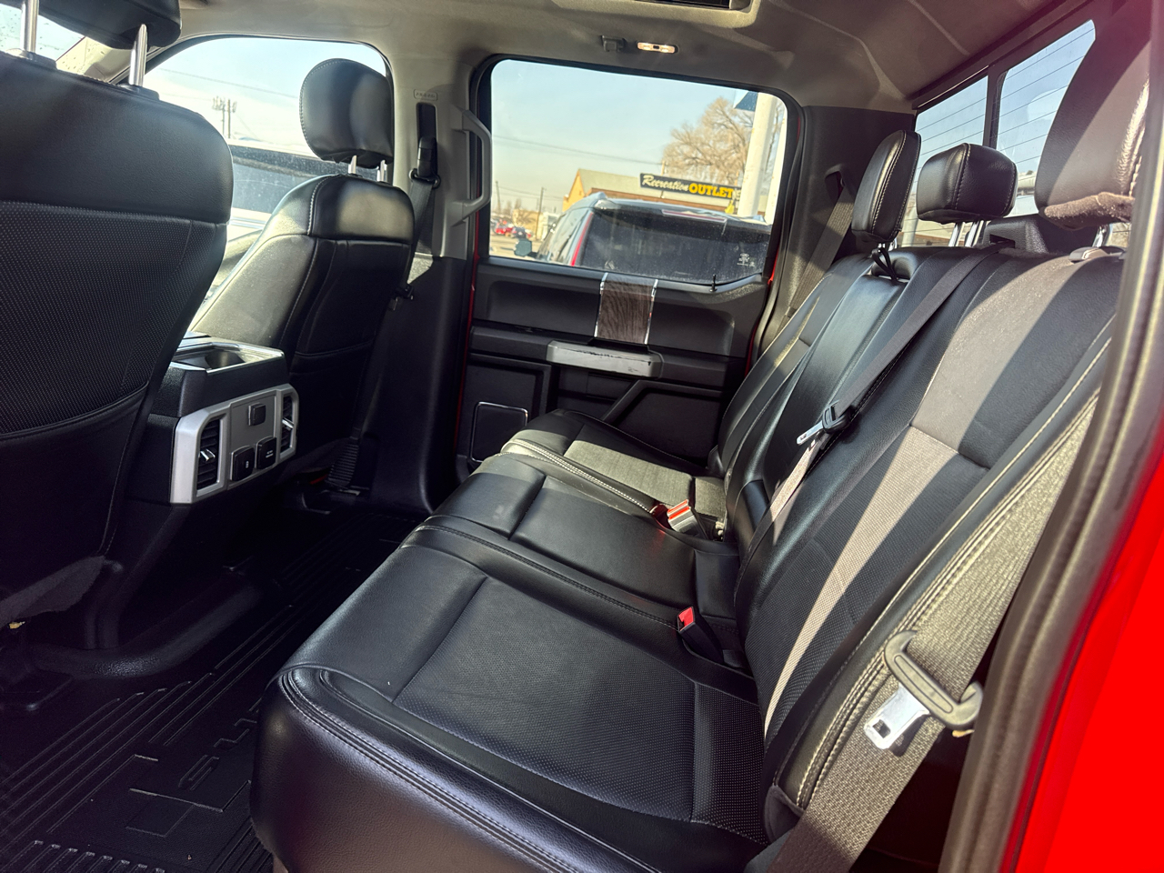 Ford Super Duty F-250 SRW Lariat 4WD Crew Cab 6.75' Box 2019