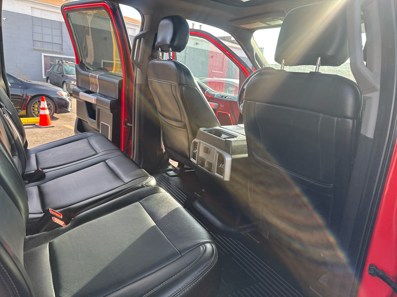 Ford Super Duty F-250 SRW Lariat 4WD Crew Cab 6.75' Box 2019