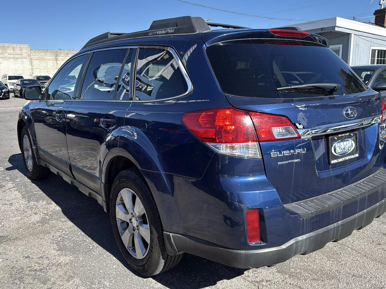 Subaru Outback 4dr Wgn H4 Auto 2.5i Premium All-Weather 2010