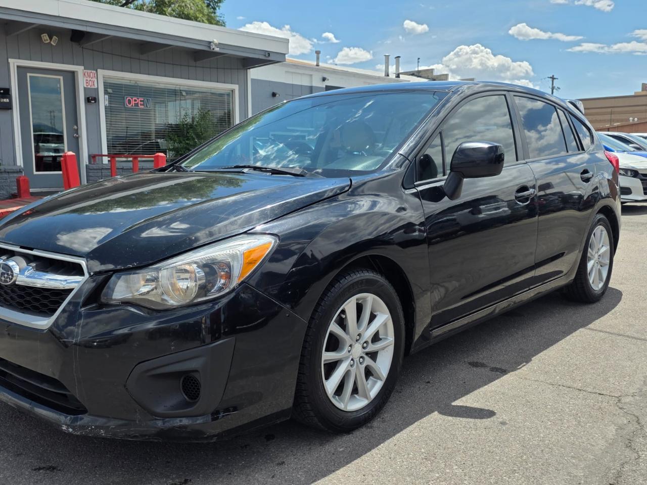 Subaru Impreza Wagon 5dr Auto 2.0i Premium 2014