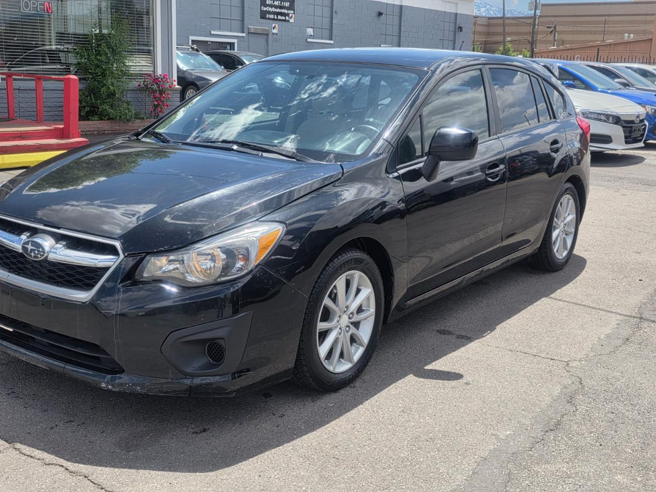 Subaru Impreza Wagon 5dr Auto 2.0i Premium 2014