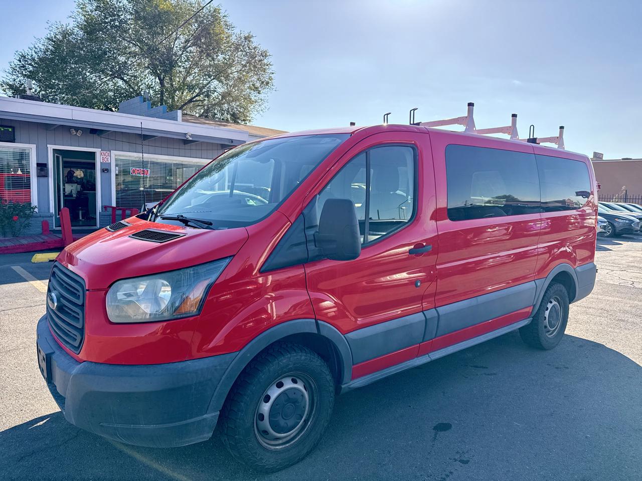 Ford Transit Wagon T-150 130" Low Roof XLT Swing-Out RH Dr 2016