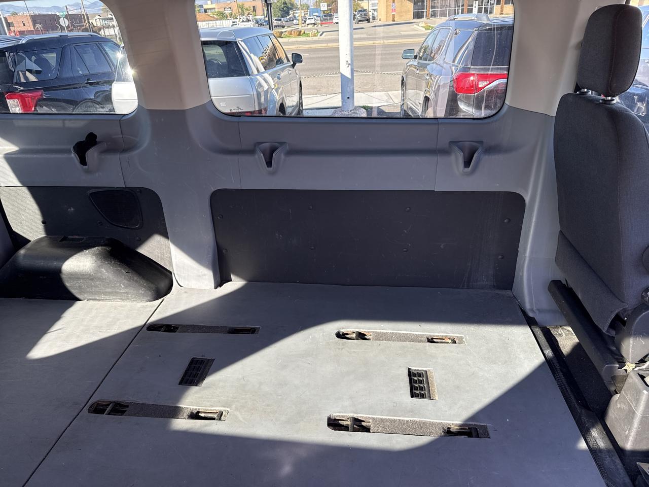 Ford Transit Wagon T-150 130" Low Roof XLT Swing-Out RH Dr 2016