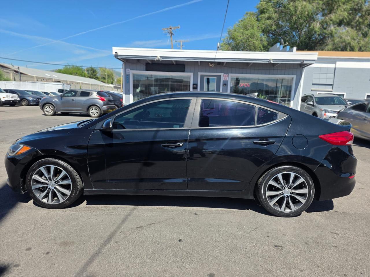Hyundai Elantra SE 2.0L Manual (Ulsan) 2017