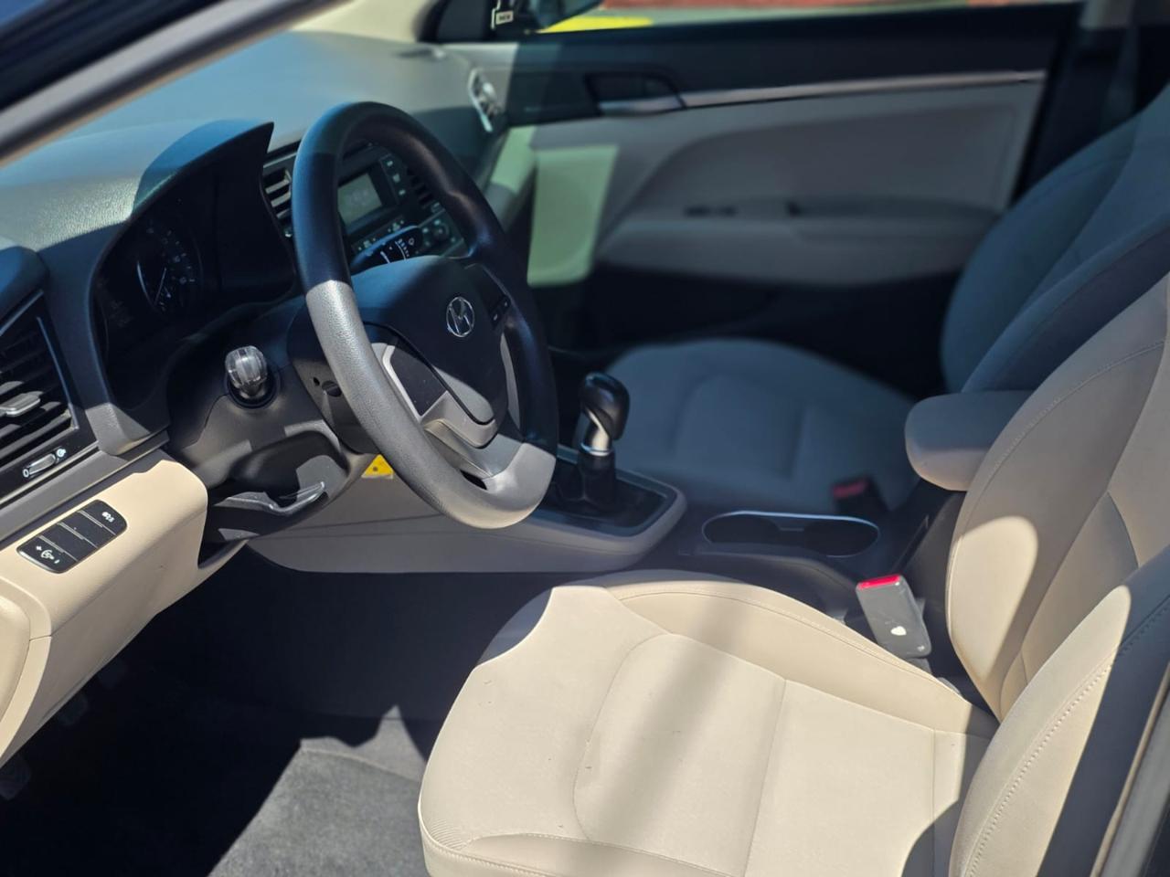 Hyundai Elantra SE 2.0L Manual (Ulsan) 2017