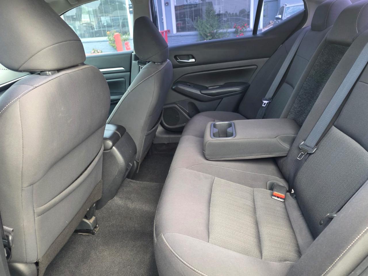 Nissan Altima 2.5 SV Sedan 2022