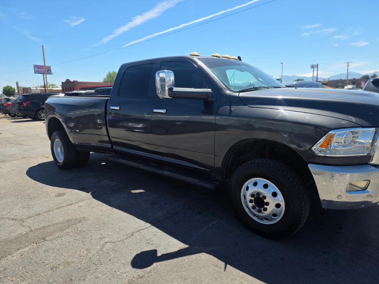 RAM 3500 Laramie 4x4 Crew Cab 8' Box 2018