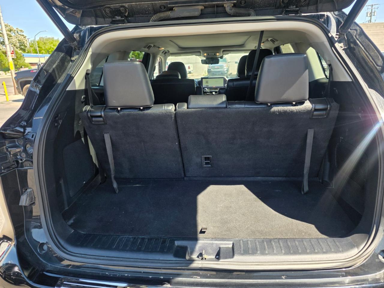 Toyota Highlander Platinum FWD (Natl) 2023